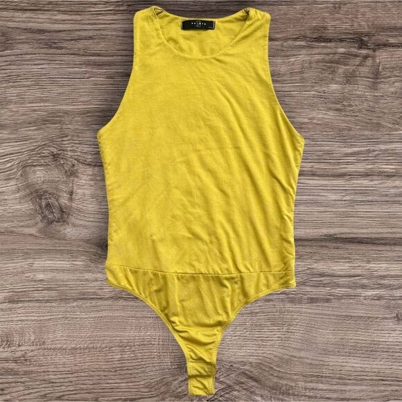 21 Saints Dark Mustard Yellow Tank Top Bodysuit Size Medium - Picture 3 of 5
